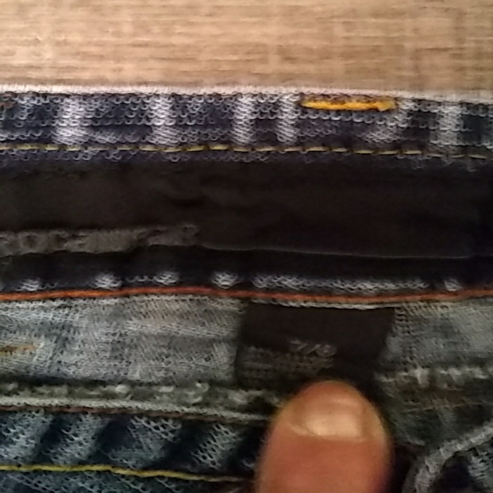 Jeans - Picture 2 of 4